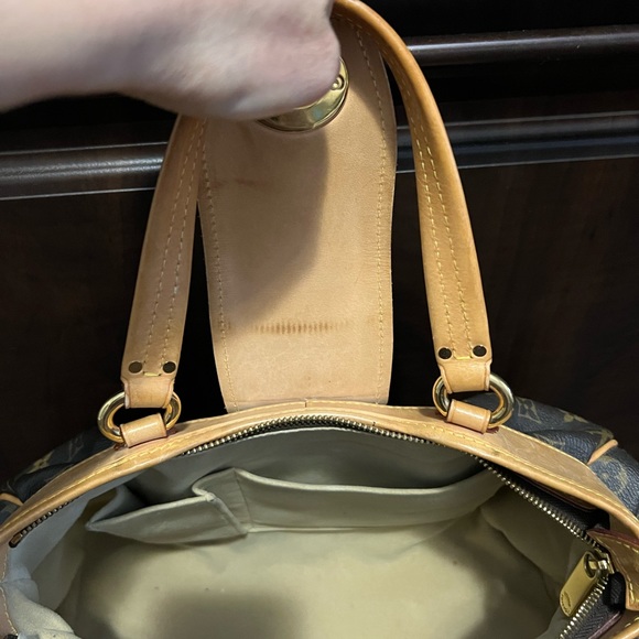 Louis Vuitton hand bag - Picture 6 of 7